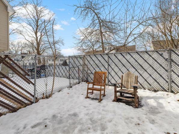 manchester-new-hampshire-95345048 picture