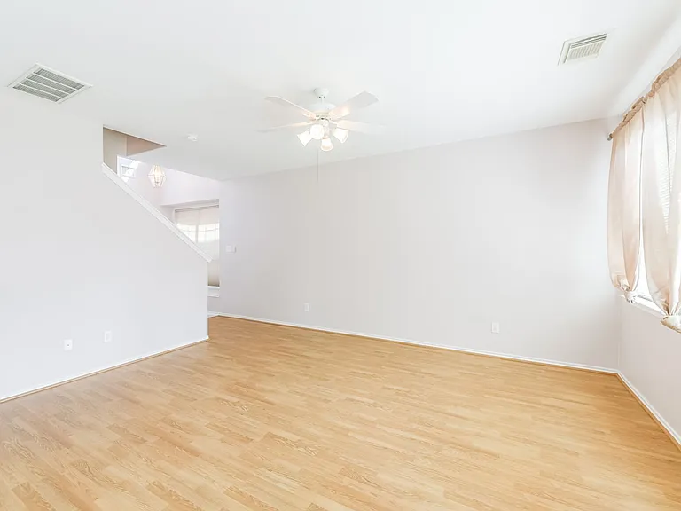 6326 Veranda Green Trl — Photo 8