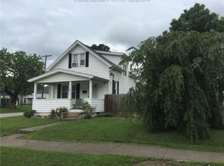 986 Jackson Ave, Huntington, WV 25704