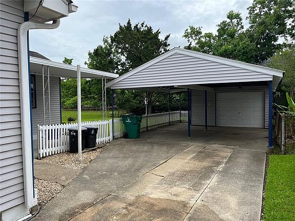 5th image of 714 Evergreen Dr