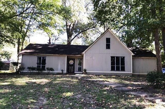 1st image of 4884 Farmwood Dr