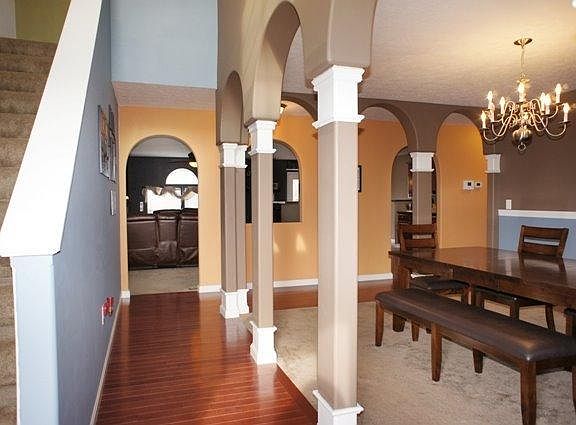 3rd image of 530 Creekside Ct