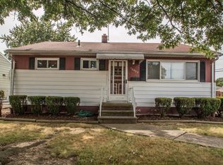 15925 Hocking Blvd, Brookpark, OH 44142