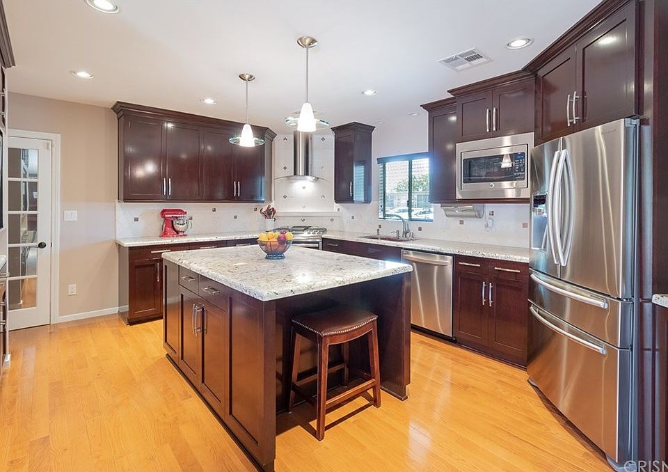 1st image of 6646 Ventura Canyon Ave