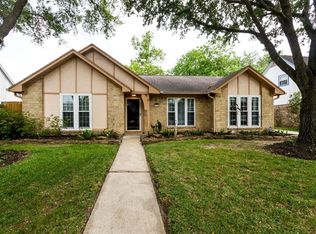 10346 Sageglow Dr, Houston, TX 77089