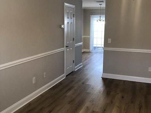 3rd image of 4239B Dudleys Grant Dr