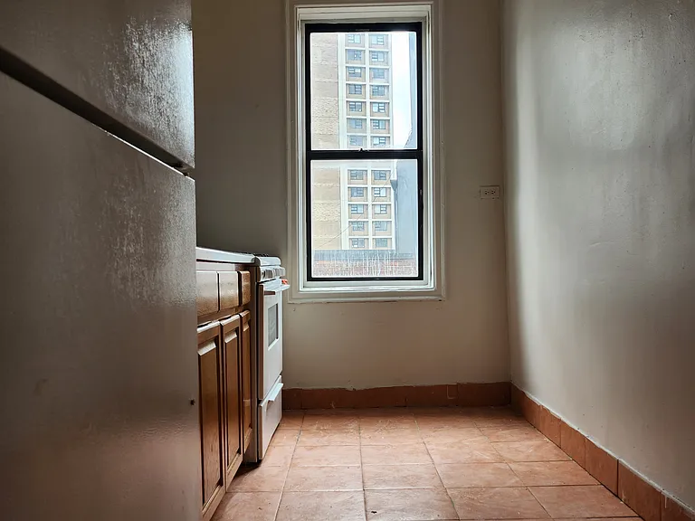 711 W 171st St #68 — Photo 5