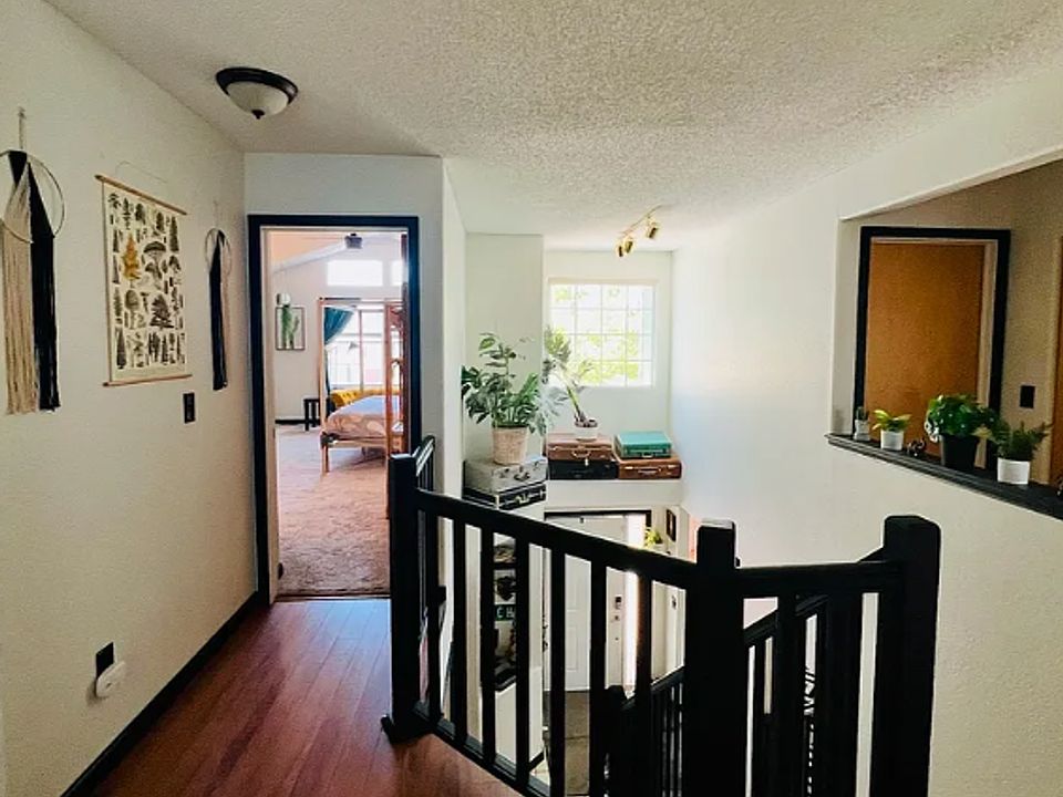 1st image of 6930 Cotton Dr Room 3