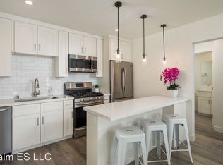 207-209 & 211 Sierra St #D5, El Segundo, CA 90245