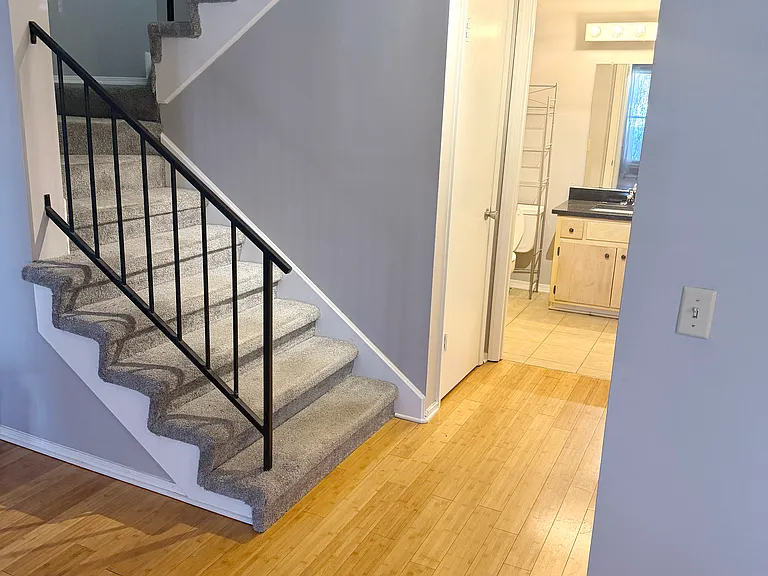 514 Highland View Dr — Photo 4