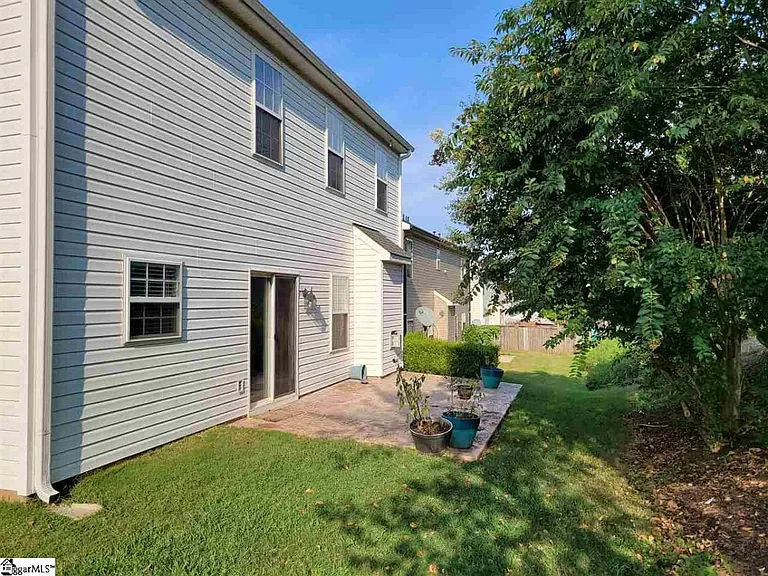 206 Chartwell Dr — Photo 26