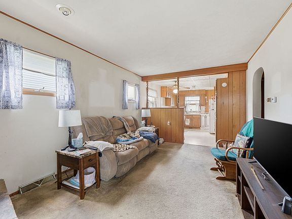 5th image of 120 N Elmwood Ave
