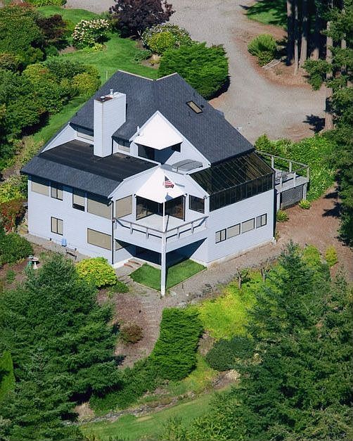 1st image of 210 Island Blvd
