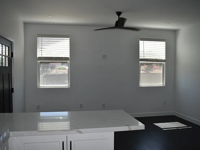 1349 Melrose Way #C — Photo 9