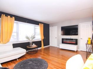 88 Manchester Pl FLOOR 1, Newark, NJ 07104