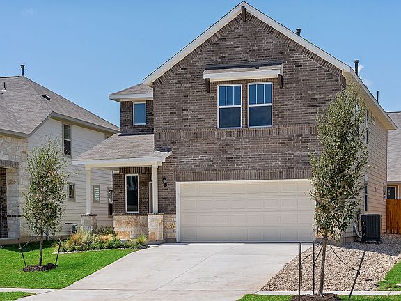 Lariat - Conroe Interior Image 2