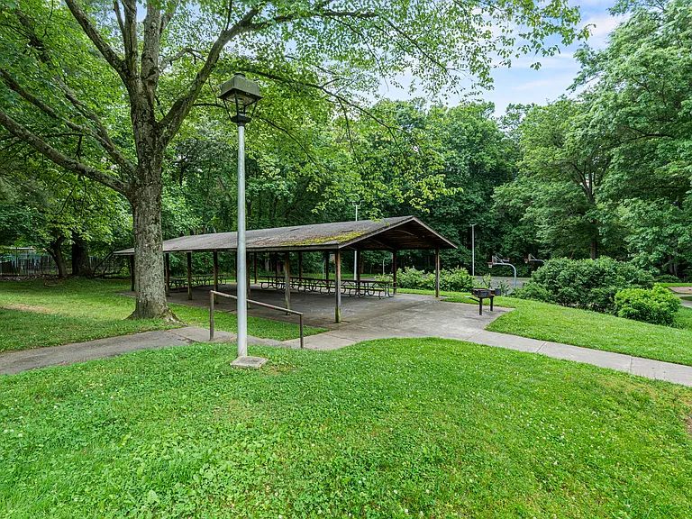 7926 Long Ridge Ct — Photo 38