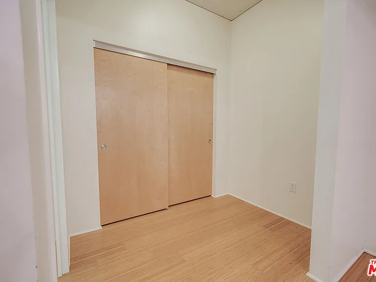 1111 S Grand Ave #1115 — Photo 10