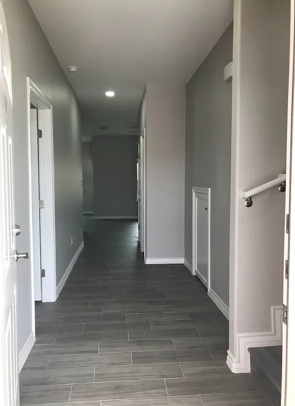 Encino Crossing - 109A... — Photo 3