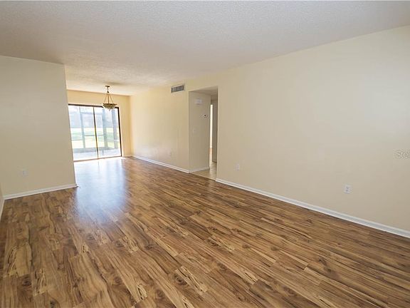 2nd image of 1920 E Edgewood Dr