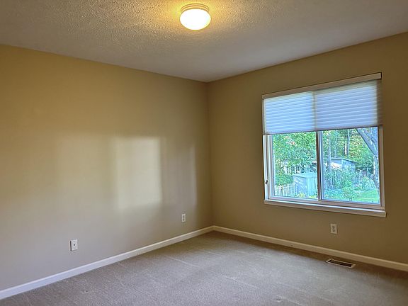 5th image of 1209 Floral St