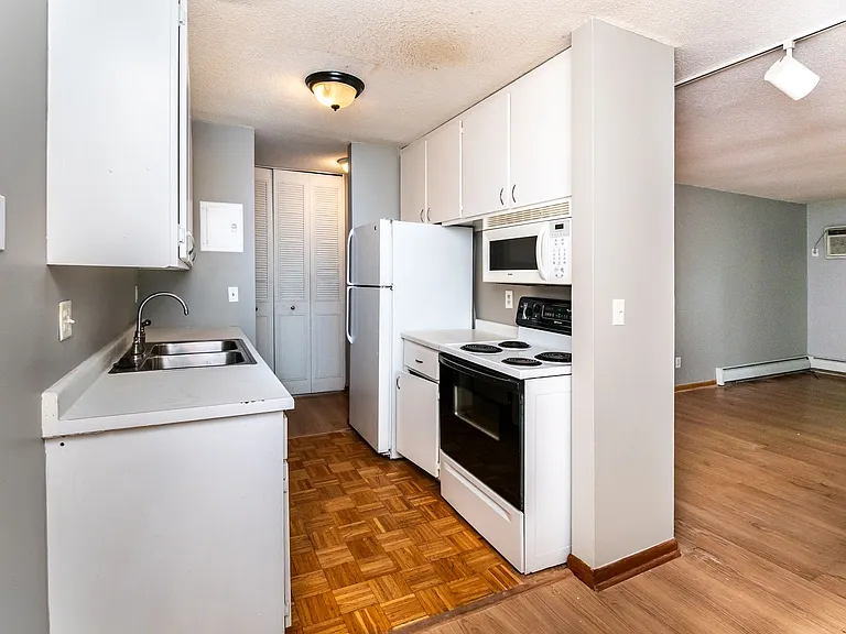 2800 Hamline Ave N #217 — Photo 5