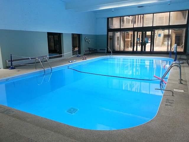 Heated pool