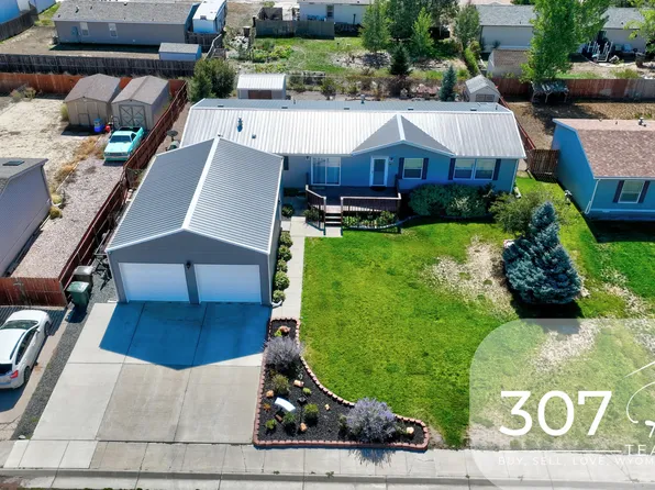 3613 Hamilton St, Gillette, WY 82718
