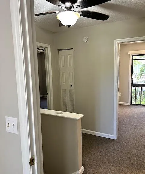 465 Hickory Hill Dr — Photo 14