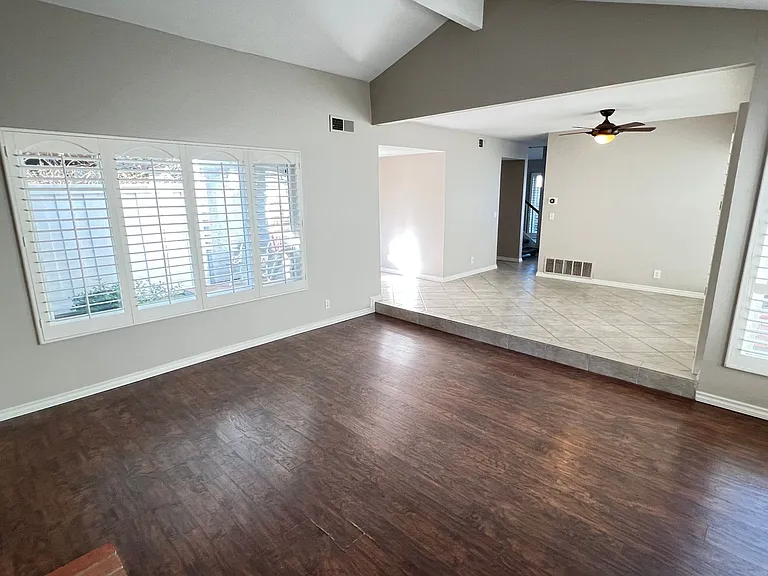 6943 E Shorecrest Dr — Photo 7