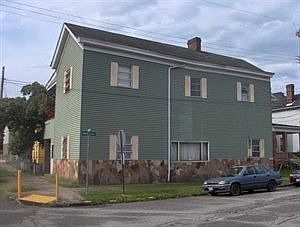 2nd image of 601 S 4th St
