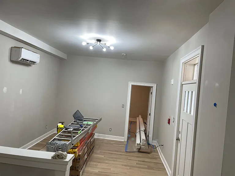 217 Christian St — Photo 4