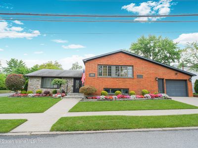 35 Kensico St, Staten Island, NY, 10306
