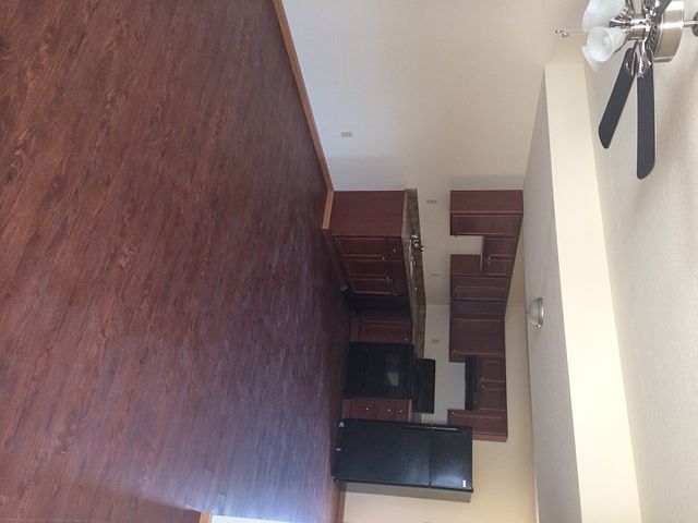 2nd image of 522 Elliot Loop