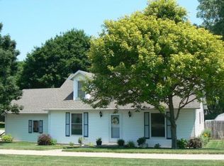 1507 S Point Rd, Green Bay, WI 54313
