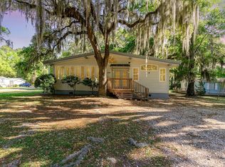 334 Archer Rd, Pawleys Island, SC 29585