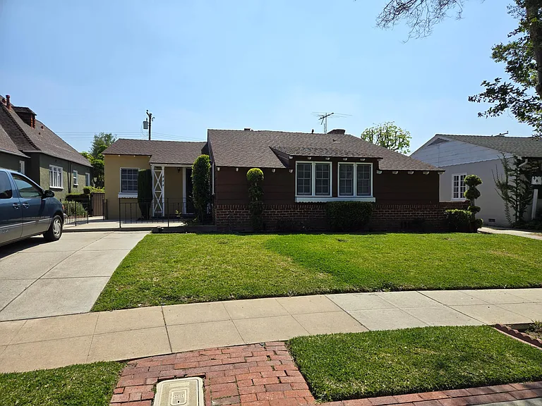 444 Gerona Ave — Photo 2