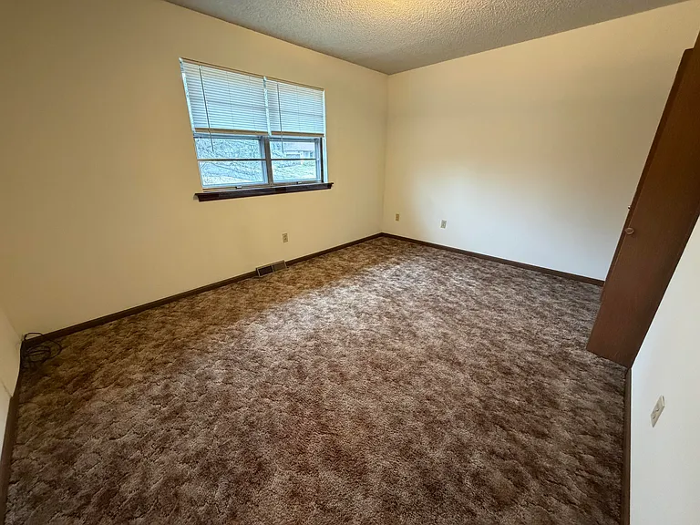 2205 Warwick St #A — Photo 22