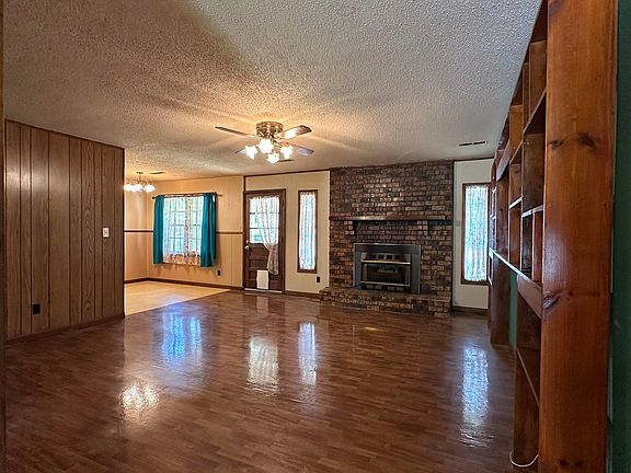 4th image of 1508 Ridge Dr