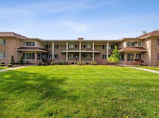 2377 Walton Blvd UNIT 13, Rochester Hills, MI 48309