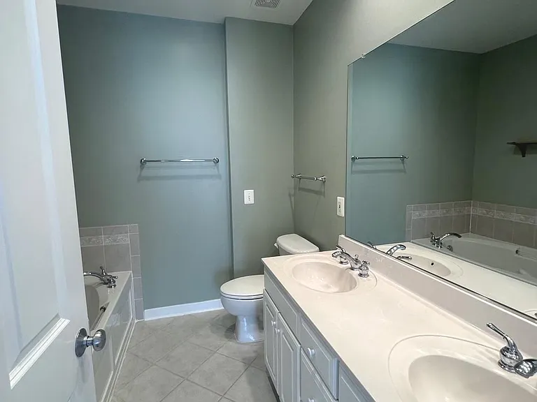 1322 N Danville St — Photo 14