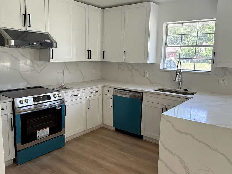 4069 Seminole Point Ct — Photo 1