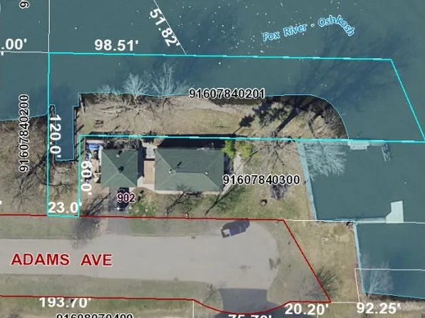 Adams Ave, Oshkosh, WI 54902