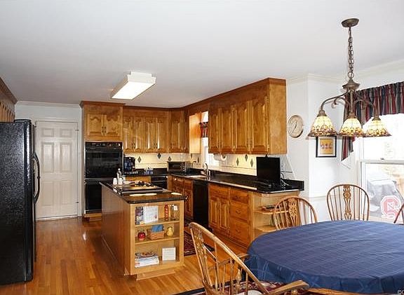 4th image of 2509 Stemwell Blvd