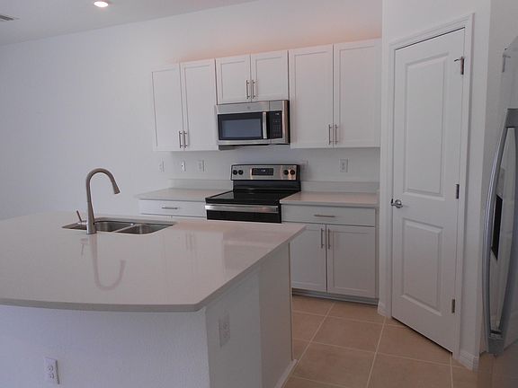5th image of 34207 Polacca Ln
