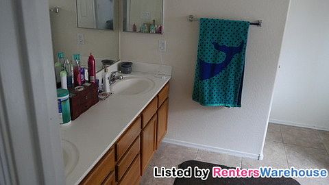 5th image of 926 E Gary Ln