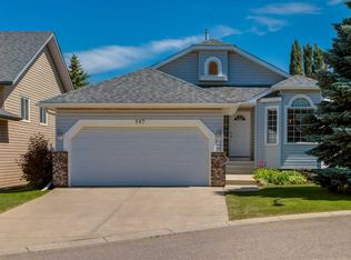 307 W Schooner Lndg NW, Calgary, AB T3L 1X5