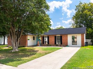 1044 Gettysburg Dr, Schertz, TX 78154