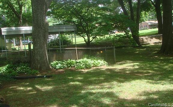 3rd image of 413 W 6th St #3