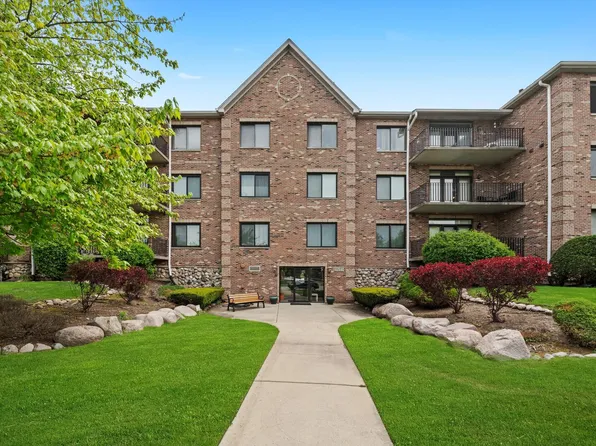 11035 Deblin Ln APT 205, Oak Lawn, IL 60453